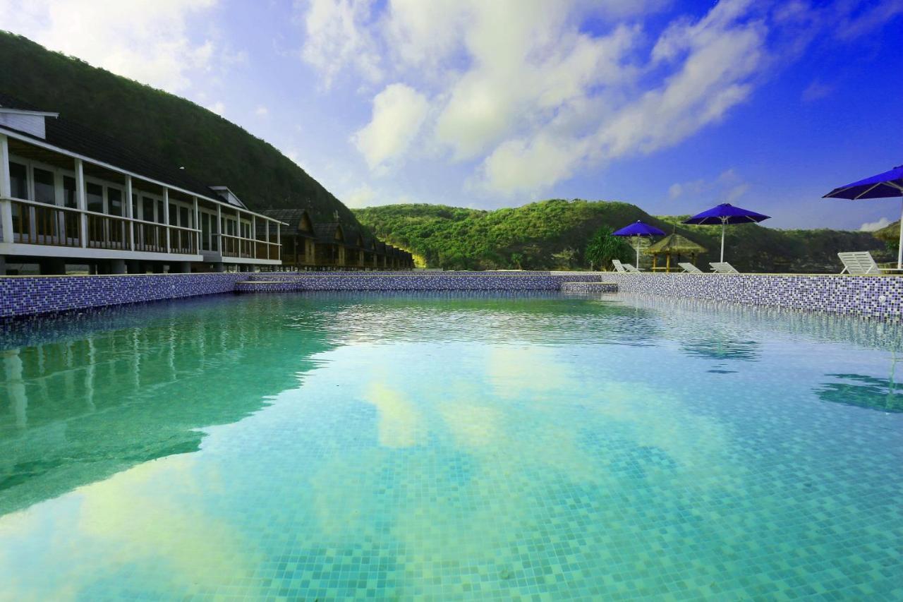 Azana Essence Villa Tabitha Lombok Bumbang Exterior photo