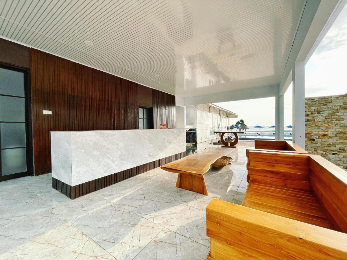 Azana Essence Villa Tabitha Lombok Bumbang Exterior photo