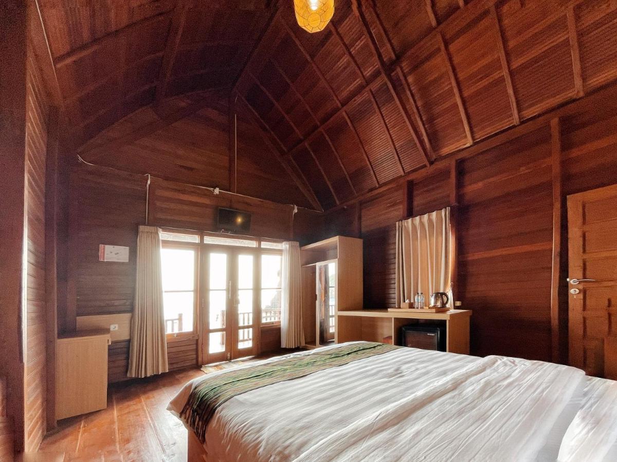 Azana Essence Villa Tabitha Lombok Bumbang Exterior photo